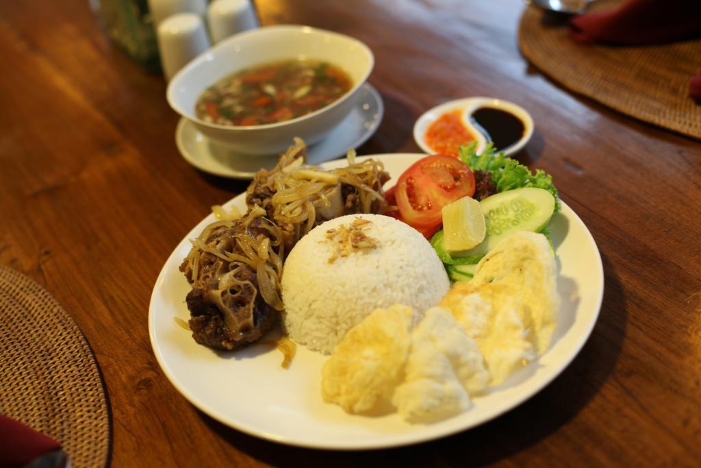 Villa Damar Boutique Hotel Bandung Eksteriør bilde